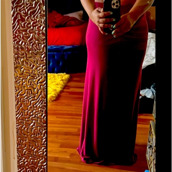 Seduction Burgundy  maxi skirt Sz L - Picture 1 of 9